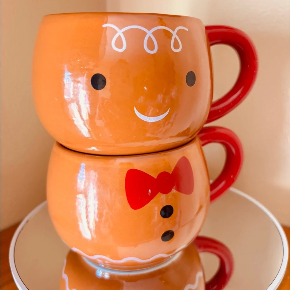 Gingerbread Couple Mug Set | Cute Holiday Coffee Cups | Christmas Kitchen Decor - Picture 4 of 7